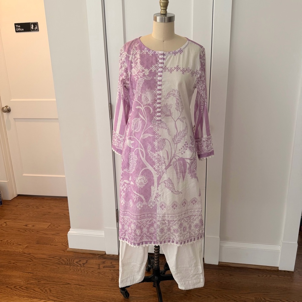 Edenrobe Lavender Printer Kurta and Shalwar